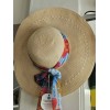 Beige hat "flower" 